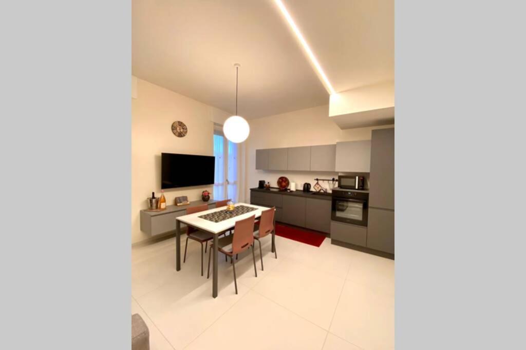 Apartment Wine And Horse - Next To Station And Free Parking
