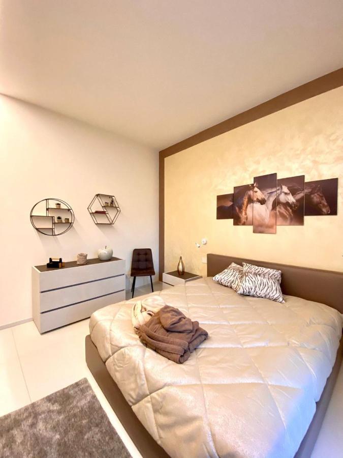 Apartamento Wine And Horse - Next To Station And Free Parking